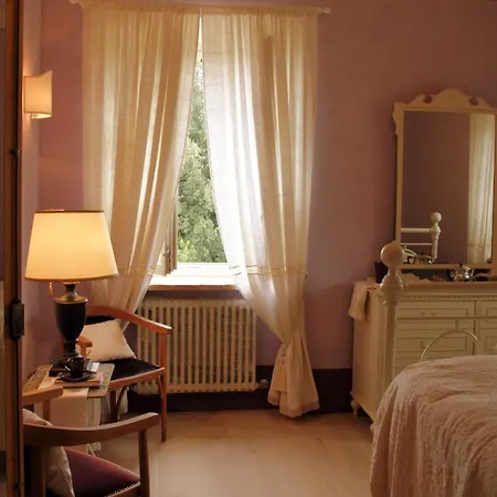לינה וארוחת בוקר Casa Soleluna